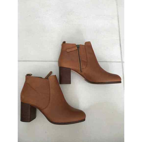 Talbots Leather Side Zip Ankle Booties Boots - Picture 2 of 12